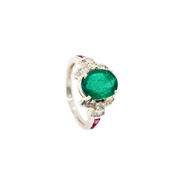 Emerald Oval Sterling Silver Ring