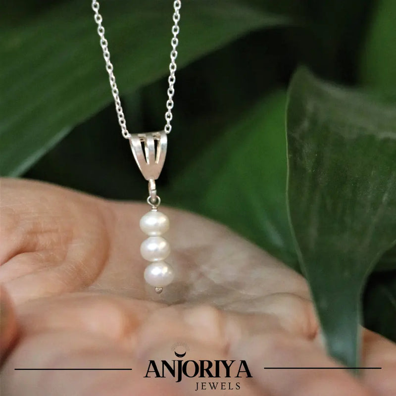 Pearl Round 5 MM Sterling Silver Pendant With Link Chain