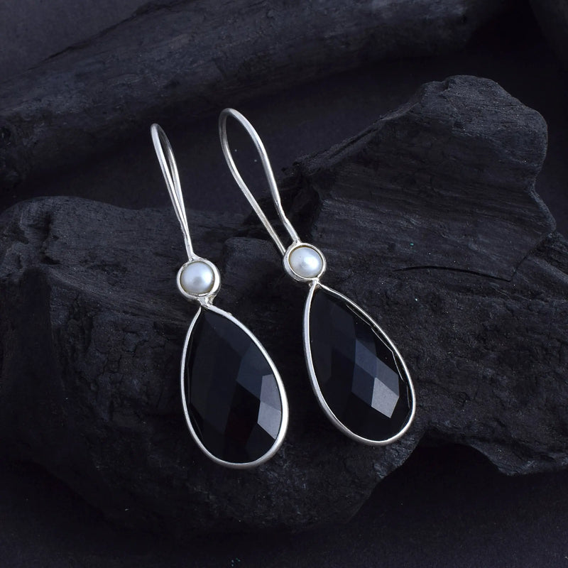 Black Onyx Teardrop Earring