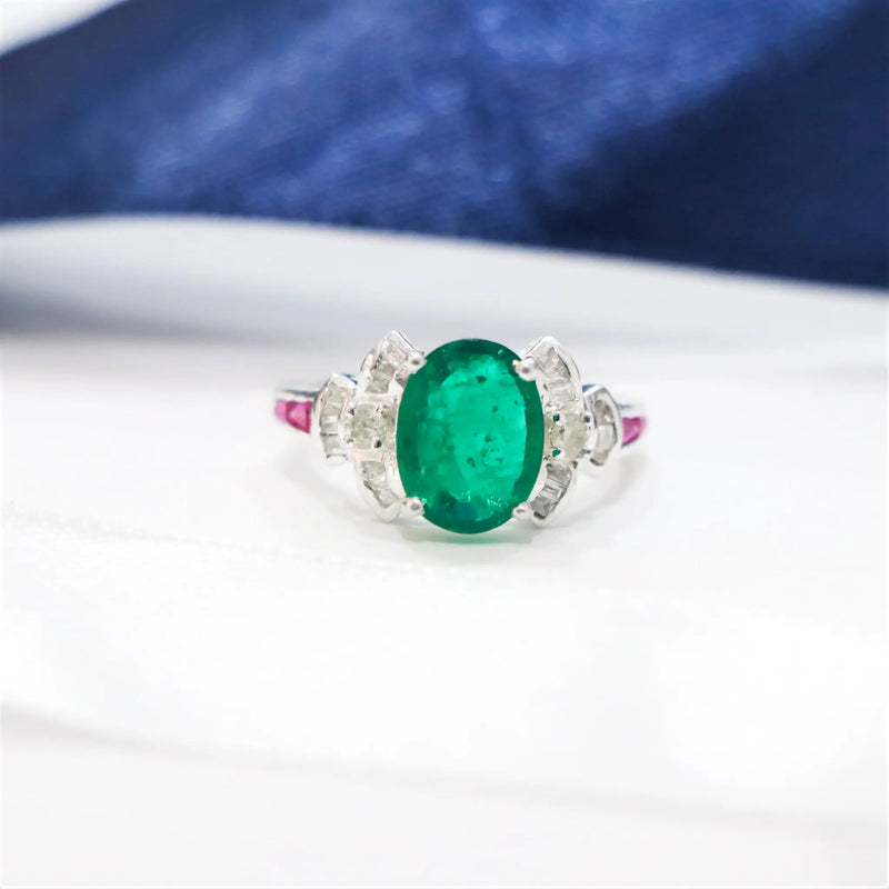 Emerald Oval Sterling Silver Ring